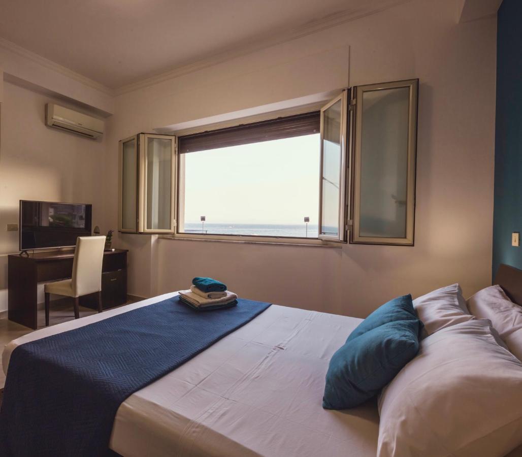Bed and Breakfast Oasis Aci Castello Exterior foto