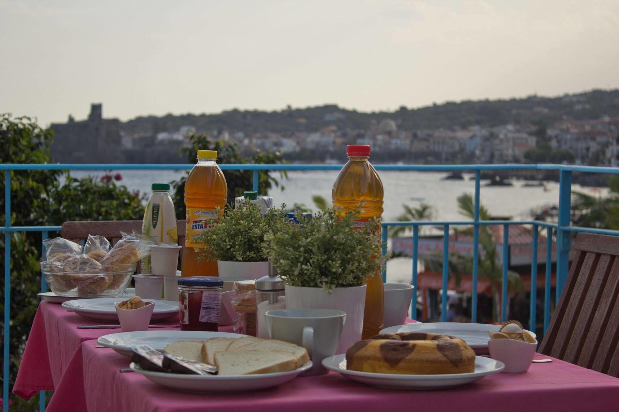 Bed and Breakfast Oasis Aci Castello Exterior foto
